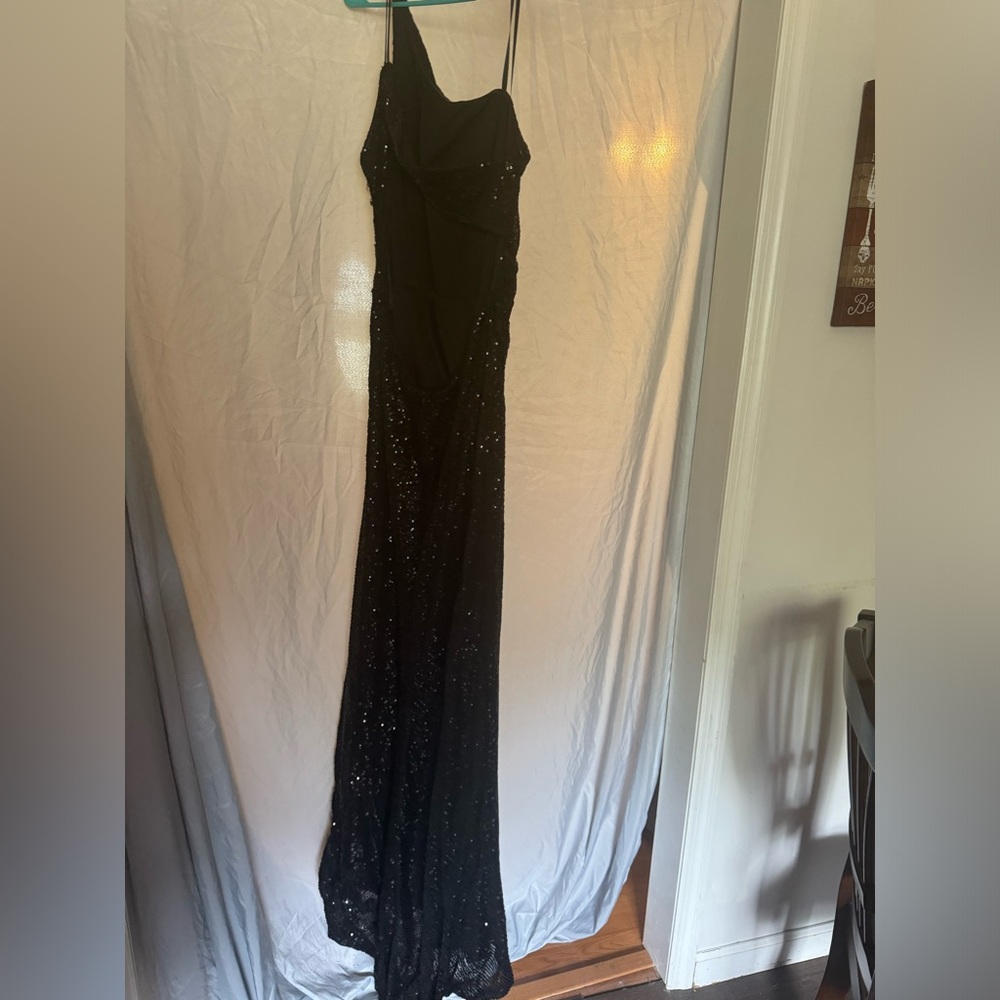 Black sparkling prom dress